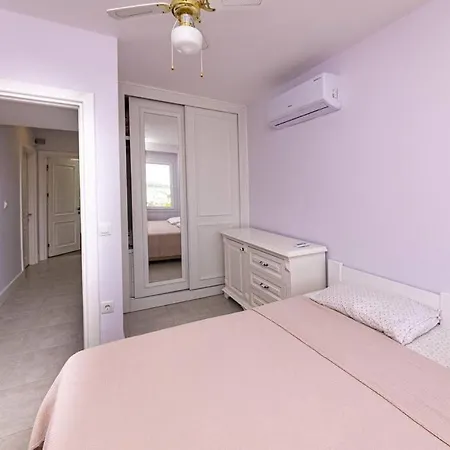 아파트 Charming Duplex With Pool And Stunning Mediterranean View In