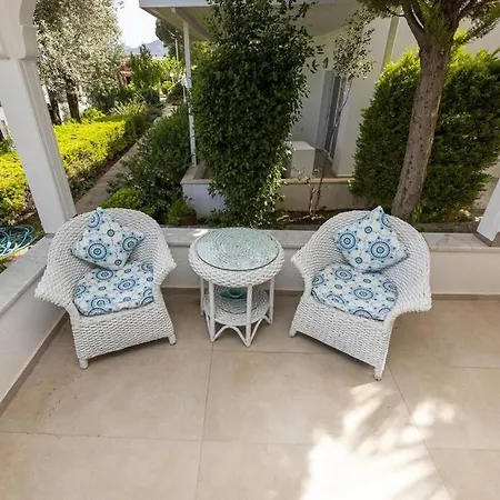 דירה Charming Duplex With Pool And Stunning Mediterranean View In *